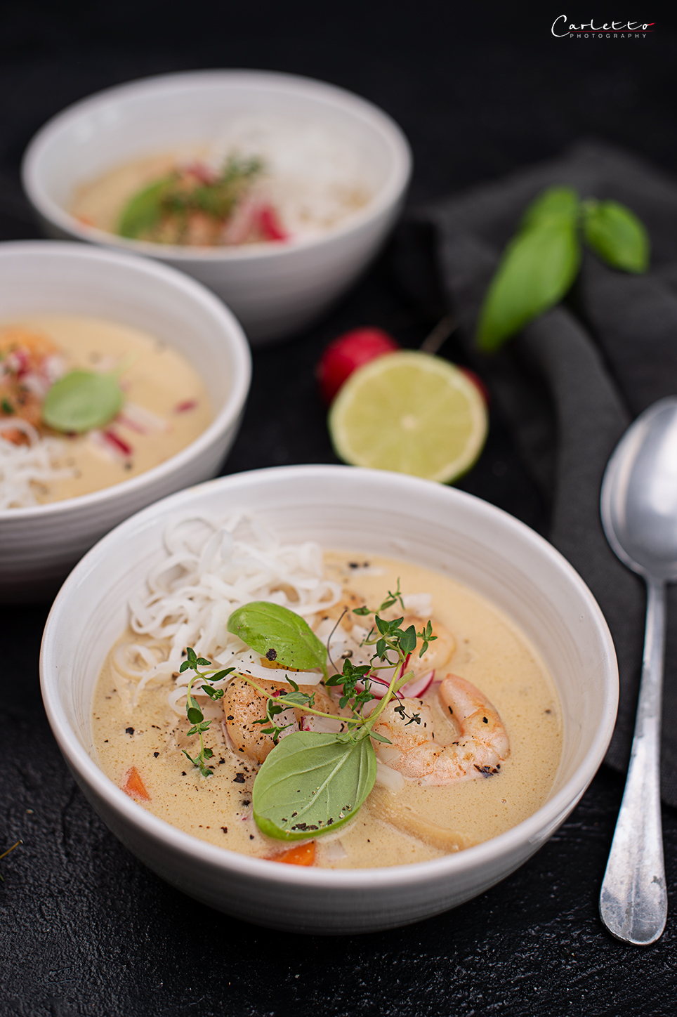 Asia Suppe „Thai Style“ mit Garnelen und Radieschen - KOTOSPORT AUSTRIA